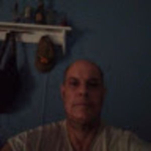 Meet your Posher, Dennis